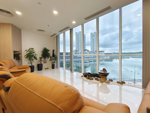 Slider image (3) Vanfo Hino Clinic